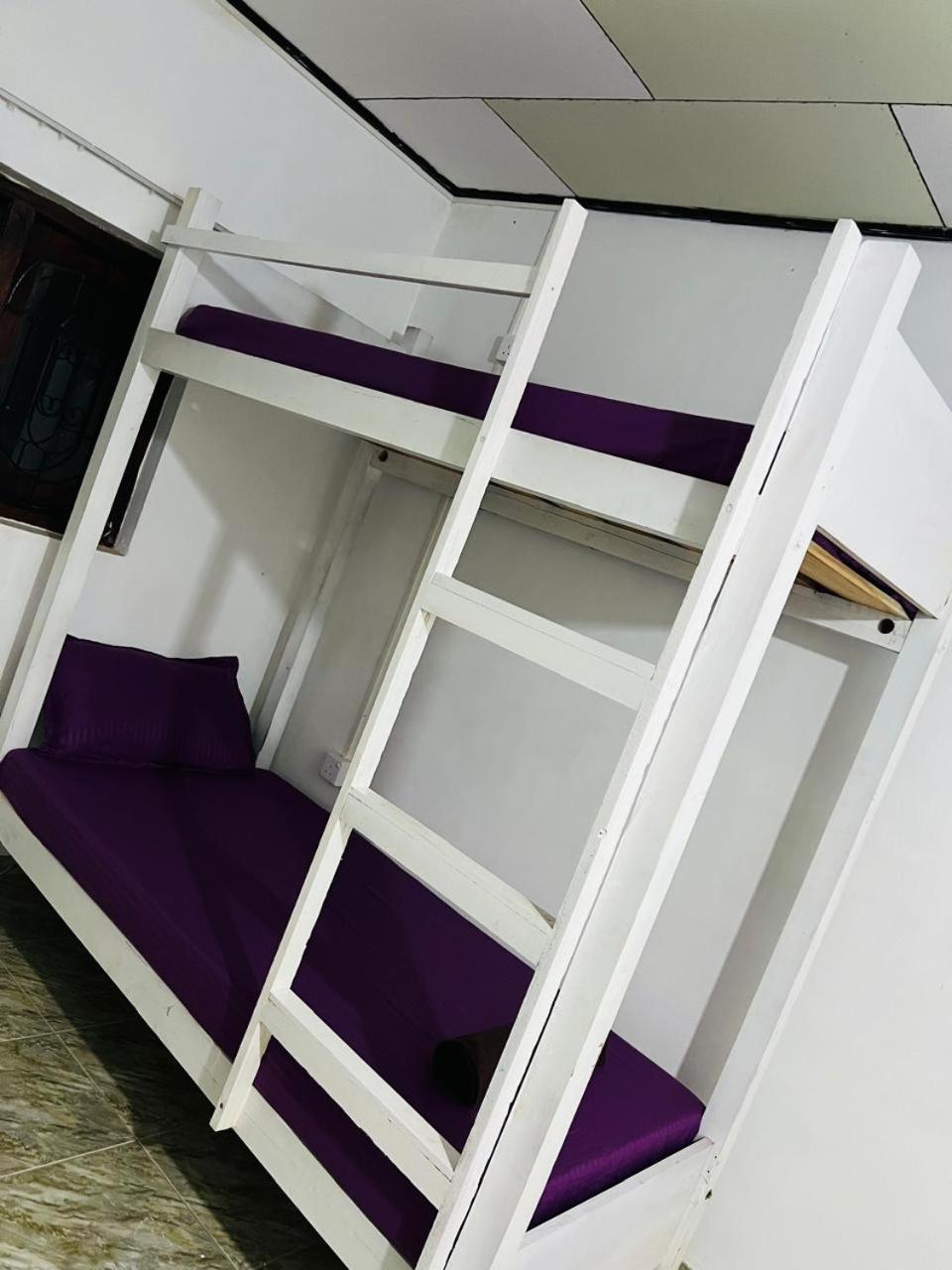 Honey Beach Hostel Negombo Bagian luar foto
